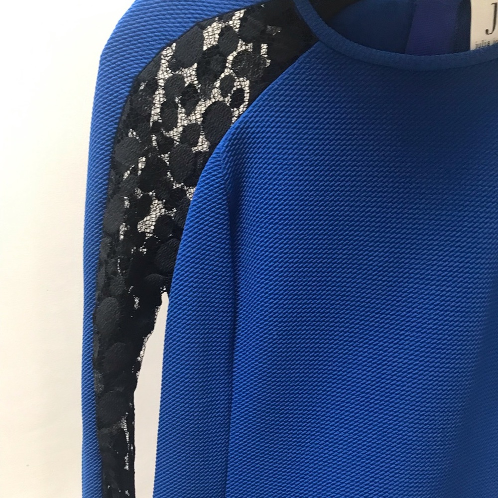 Julia Jordan gorgeous dress in size 4.